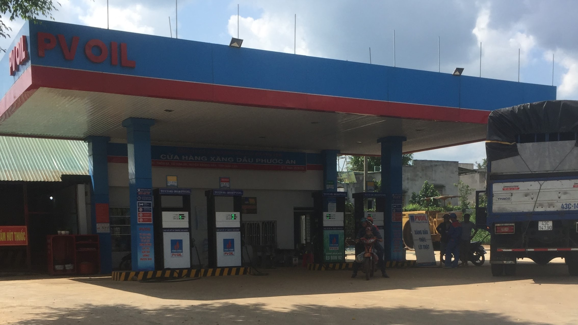 Đắk Lắk: Trạm sạc VinFast - Cửa hàng xăng dầu PVOIL Phước An, Đắk Lắk